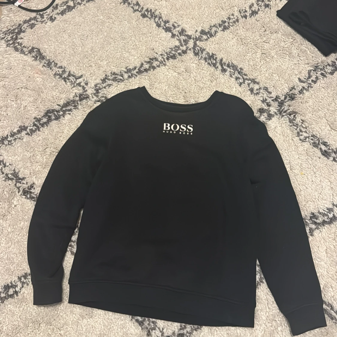 Svart tröja från Hugo Boss