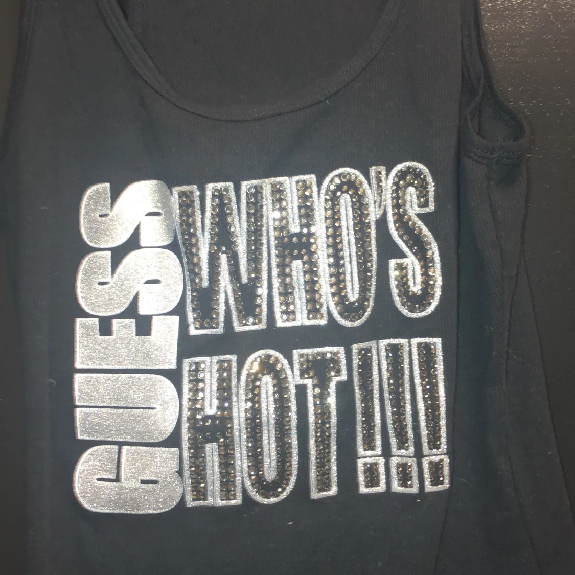 Svart linnetopp från Guess Jeans - 91