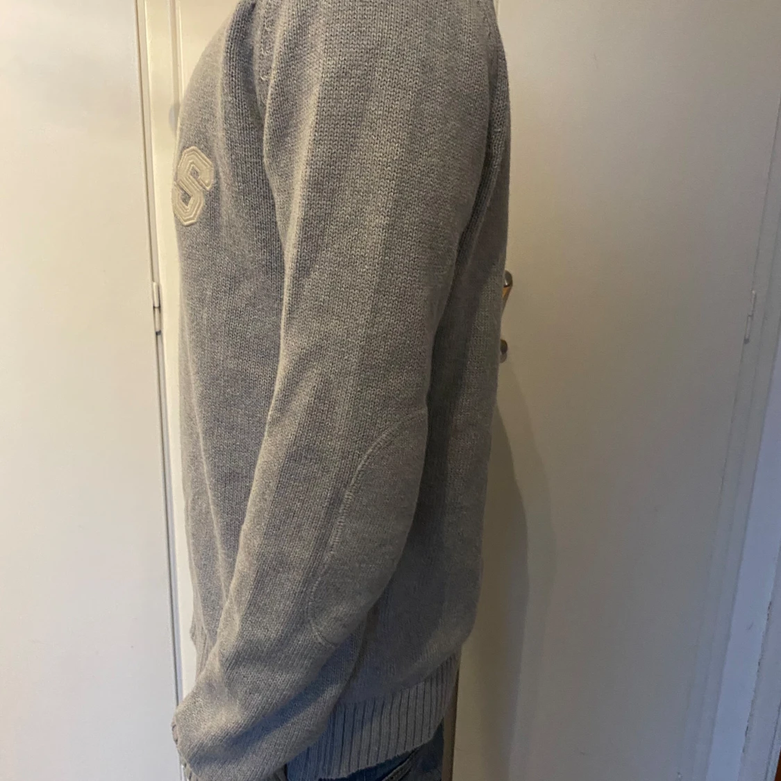 Stickad Morris crewneck - 90