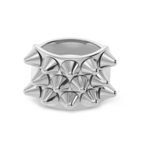 Edblad Peak Ring Steel - Säljer nu min knappt använda äkta Edblad ring för att jag tycker ej att jag passar i den 🥰 Den är i storleken 17,5. Original priset är 400 