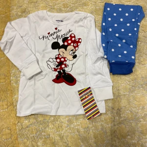 Barn Disney Kläder I 2 delar  - 100% bomull    , 2-7 år kvar,  145kr/2 delar / paket 