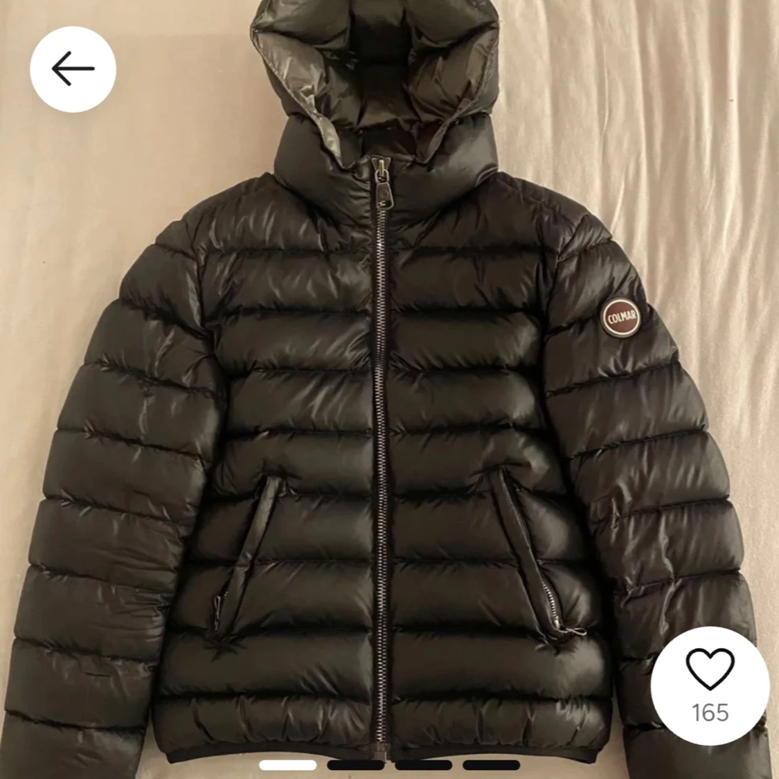 Svart dunjacka från Colmar