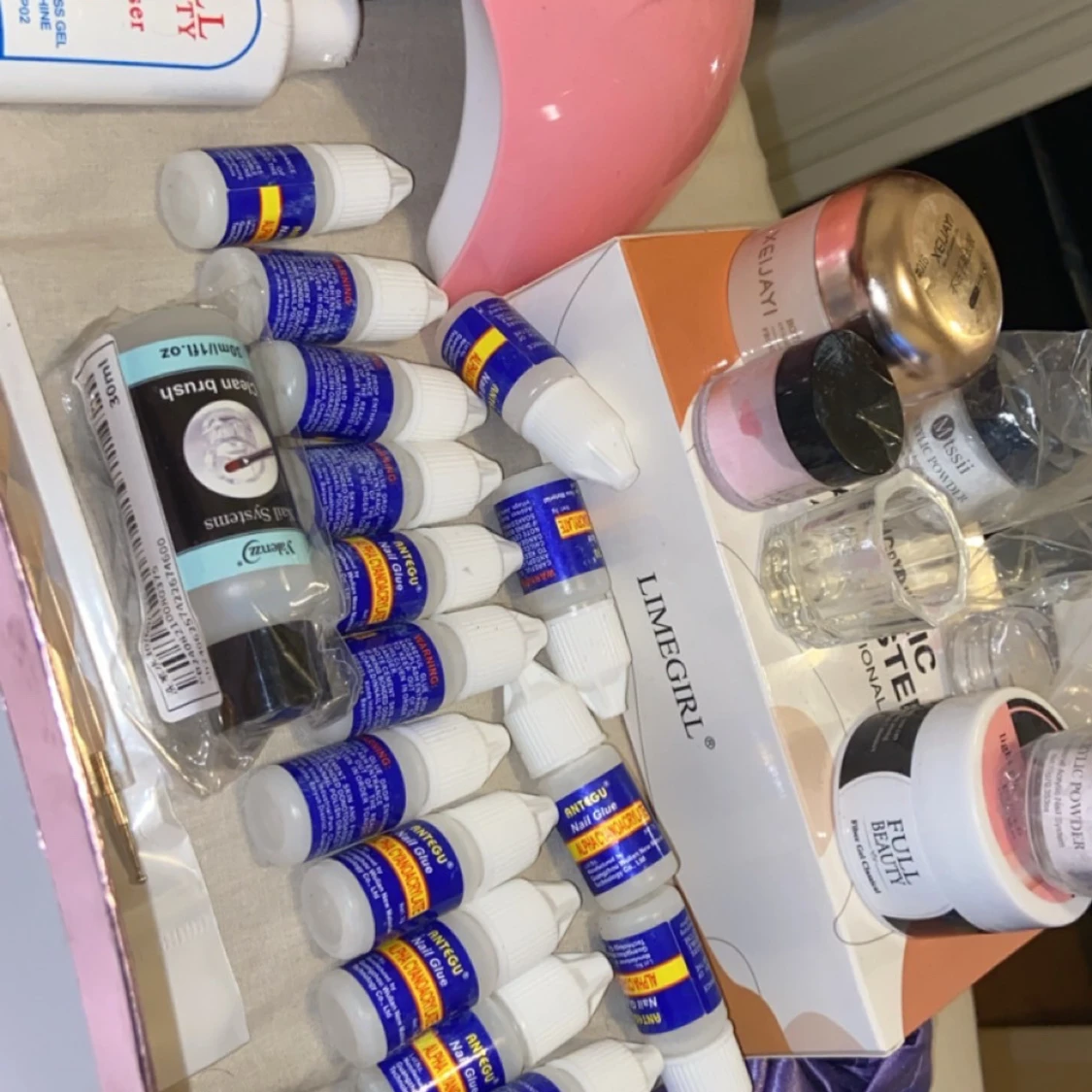 Nagelvårdspaket med LED-lampa och tillbehör - 3