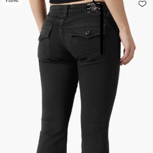 SÖKER - söker dessa svarta true religion jeans i modell joey, storlek 24