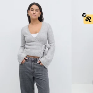 wrap cardigan från gina - säljer denna helt splitter nya trendiga wrap cardigan från gina i storlek xs 💓prisförslag kan även läggas 