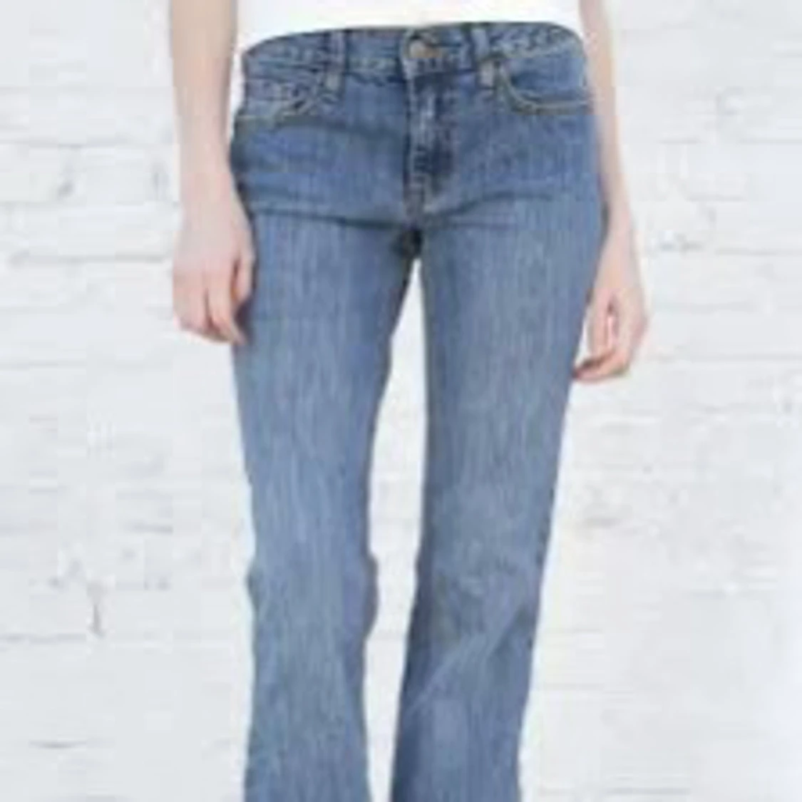 Blå bootcut jeans - 1