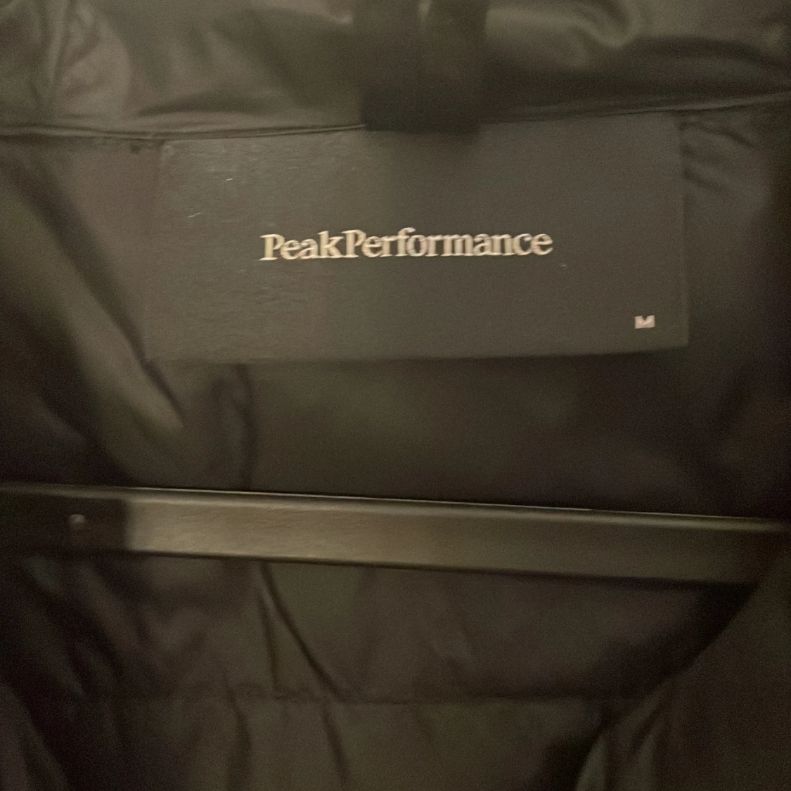 Svart jacka från Peak Performance - 3