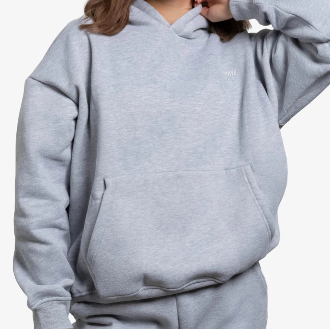 Grå hoodie 