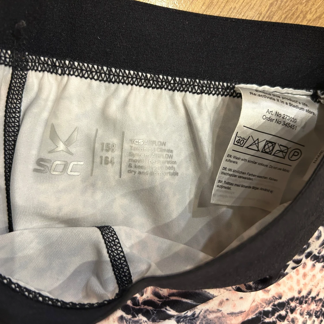 Mönstrade träningsbyxor med ormskinnsmönster, storlek 158-164 - 4