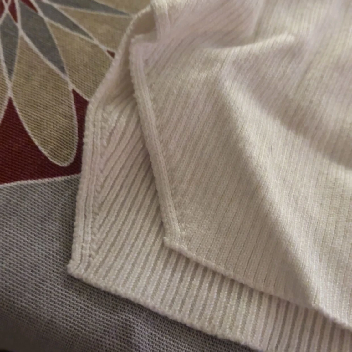 Vit ribbad topp från Bik Bok - 2