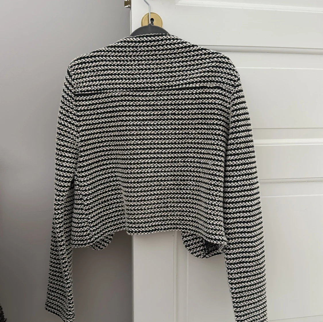 Svartvit mönstrad jacka från Vila - 1
