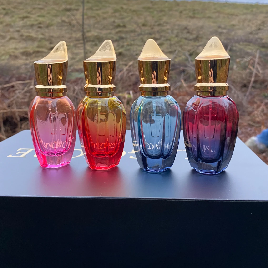 Färgglada parfymer  - 1