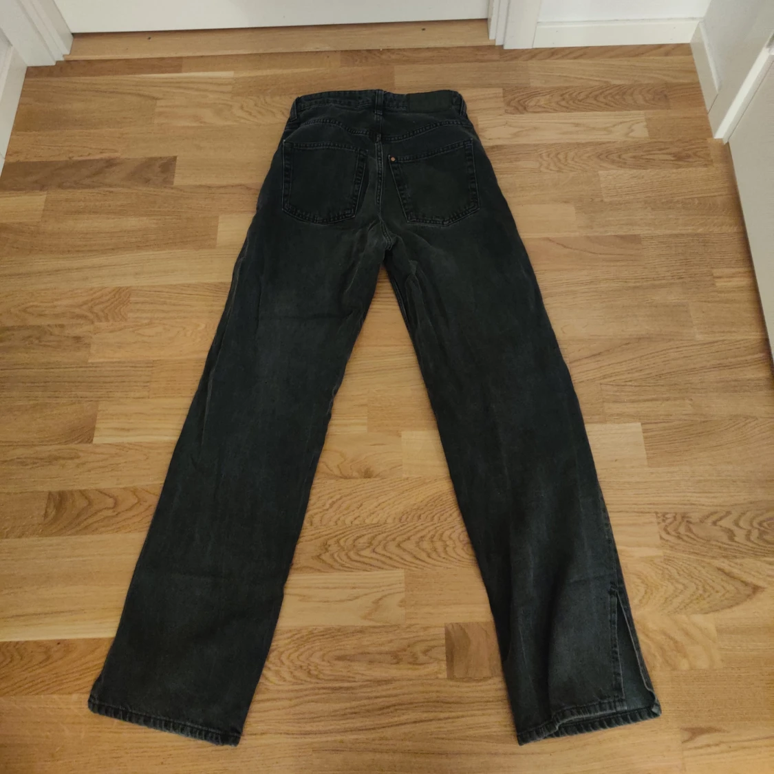 Svarta straight petite jeans - 1