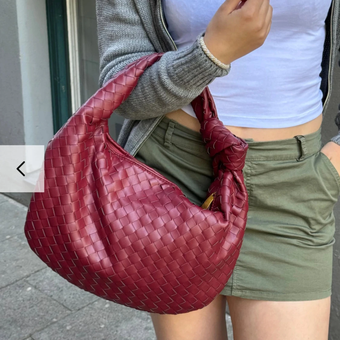 Röd flätad axelväska - 1