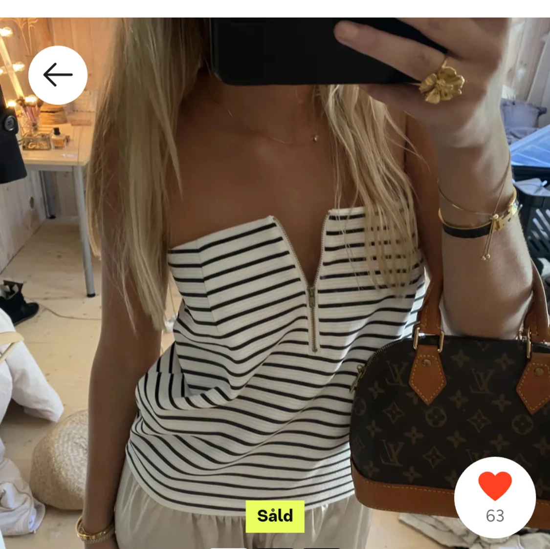 Randig axelbandslös topp