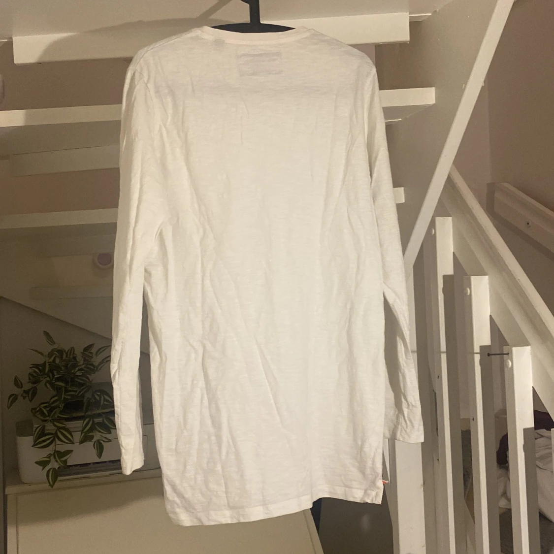 Vit långärmad tröja från Superdry - 90