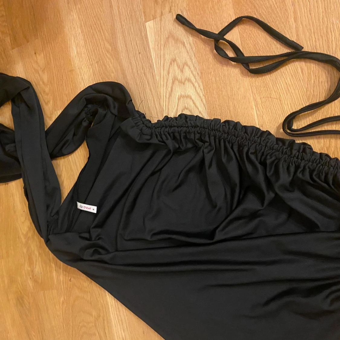 Svart klänning från D&M - 91