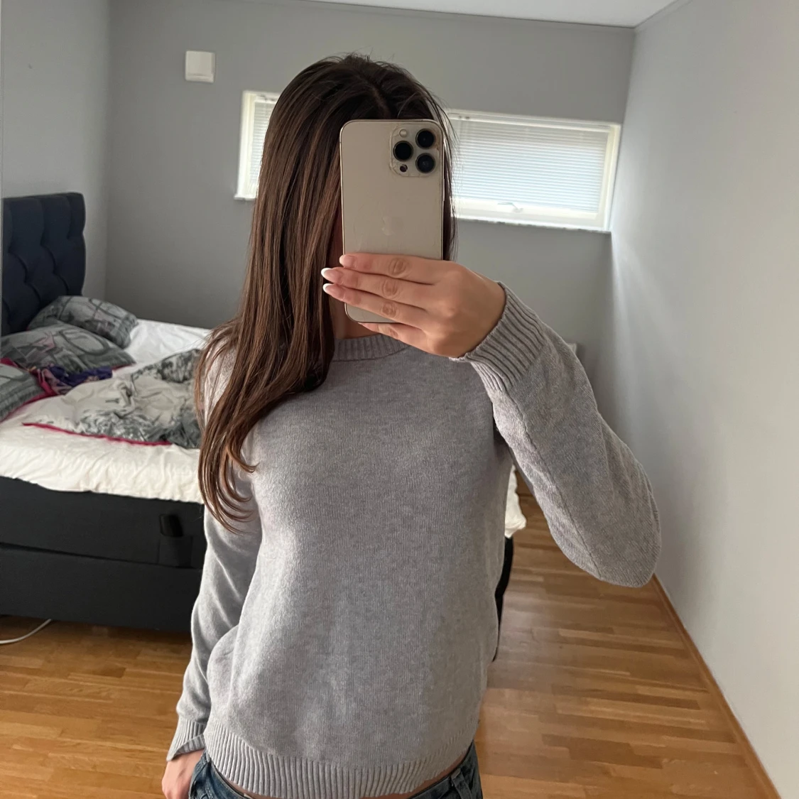 Grå stickad tröja - 90