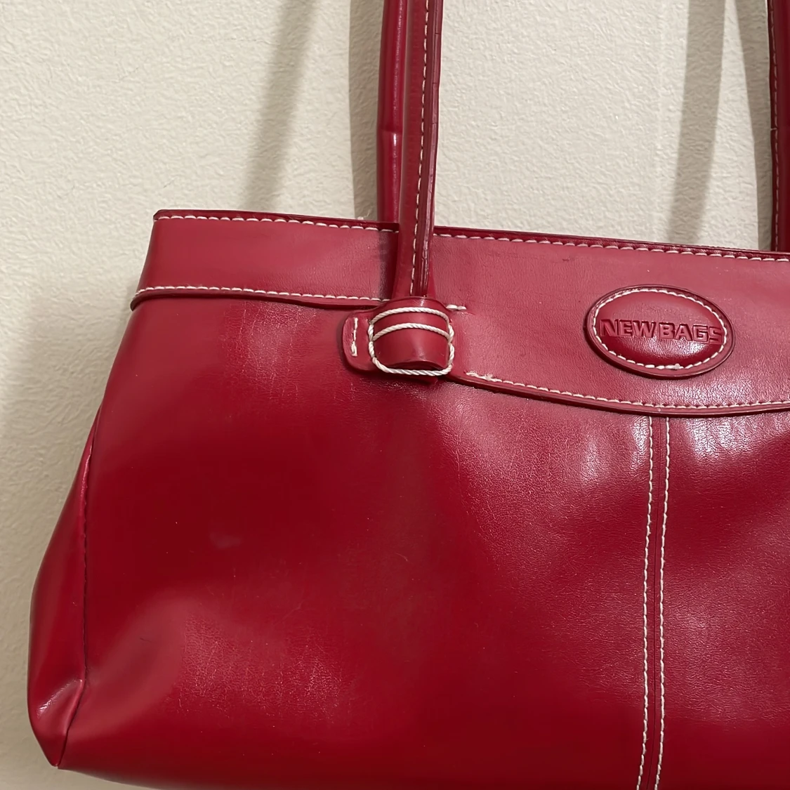 Röd väska  - 91