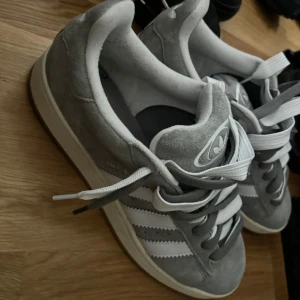 Adidas campus   - Storlek 44,5 använd Max 5 gånger