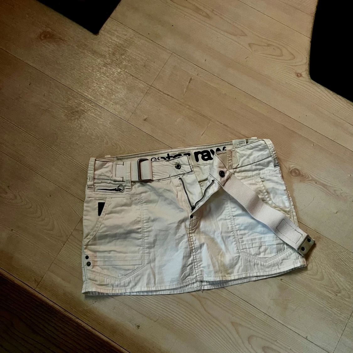 Lågmidjade kjol - 1