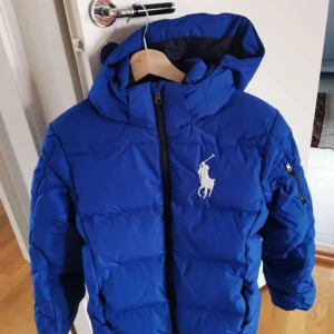 Ralph lauren junior  - Skick 9/10 Har en fläck som är liten som knappt syns 