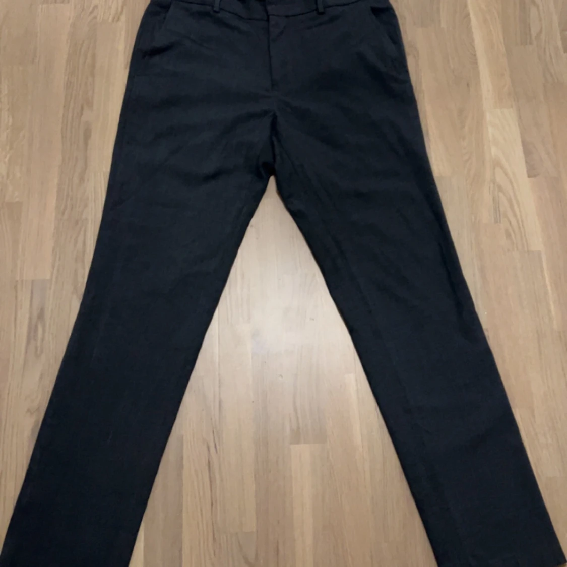 Svarta kostymbyxor från River Island - 90