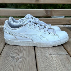 Sneakers PUMA ⭐️ - Snygga sneakers från Puma Storlek 42 (Köpta på herravdelningen)