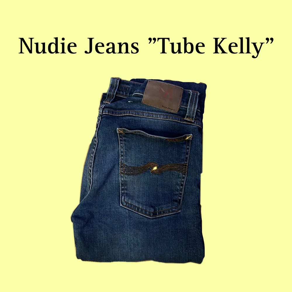 Ett par feta Nudie Jeans i modellen ”Tube Kelly”. Storlek W28/L32. Skick 8/10 (lätt använda). Passform Skinny/Slim fit. Nypris ca 1600 kr. Hör av dig vid frågor!! 🔥🔥. Jeans & Byxor.