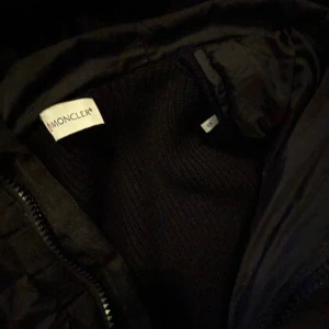 Köpte jackan använde den 2 gånger  - Väldigt bra skick