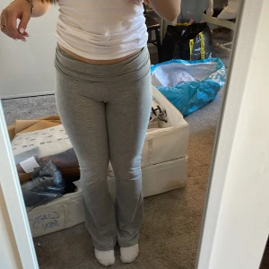 Yogapants - Säljer då de inte längre kommer till andvändning 