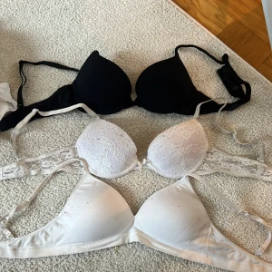 Bh - 40kr/st fint skick Svarta push up storlek 70A  Spets vita push up solferie 70A  Vita sköna bh ej push up storlek 70B 