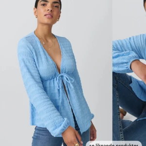 Långärmad topp - Säljer min långärmade topp från Gina, knappt använd💕