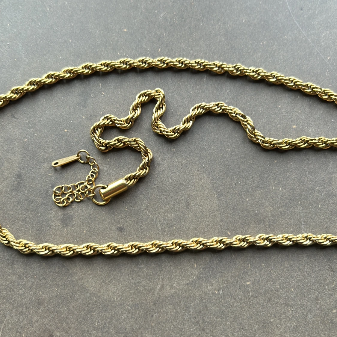 Halsband och armband guld - 90