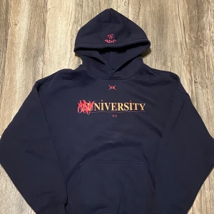 Abnswe - Abn university hoodie sellin for 500kr have both size m and L. Super comfy snd perfect for autumn Bought from abnswe on ig