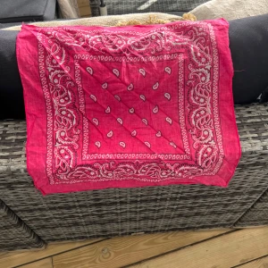 Bandana🩷 - Som ny🩷