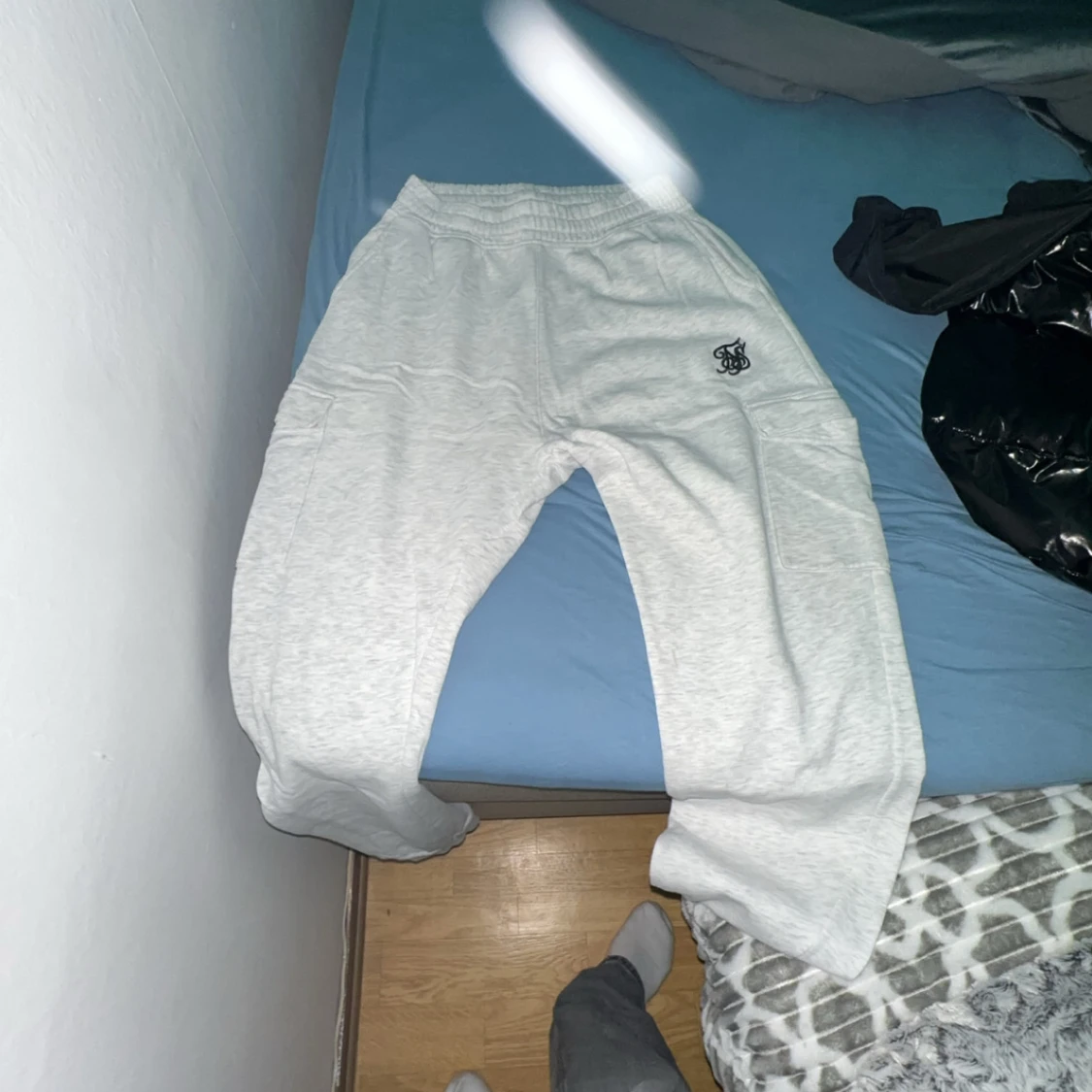 Grå mjukisbyxor från SikSilk - 91