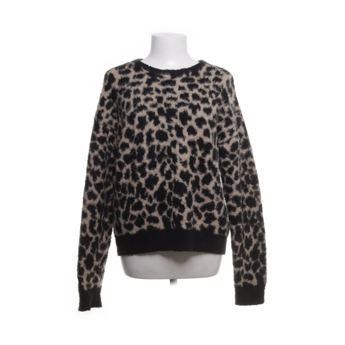 Stickad leopard tröja