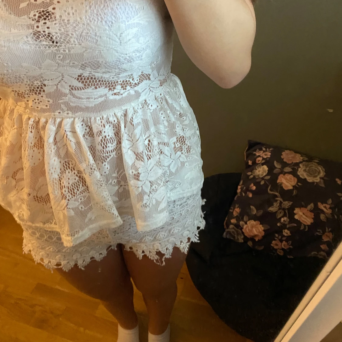 Vit spetsklänning - 90