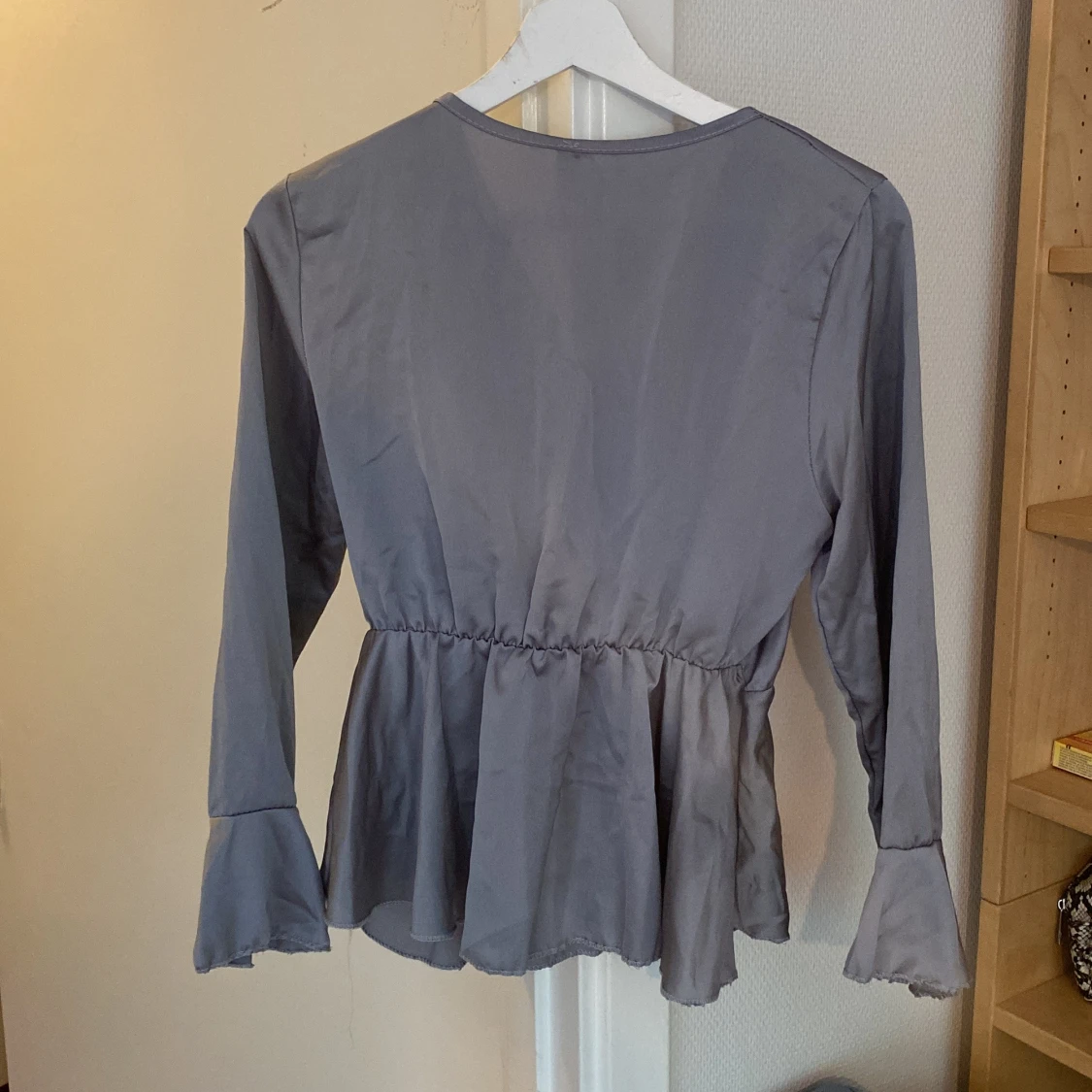 Vit blusar från ”New Collection” - 90