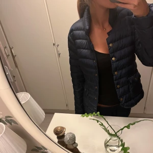 Jacka - Säljer denna jackan som ja endast använt fåtal gånger!!Bra skick!