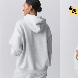 Grå Hoodie - Säljer nu min gråa hoodie från Gina pga att jag vill ha en större storlek, den är välanvänd men i fint skick ❤️