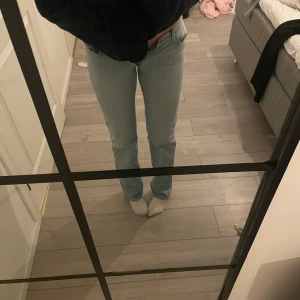 Low waist jeans  - Blå low waist jeans från abrand jeans (jeansbolaget) ord pris 1200 