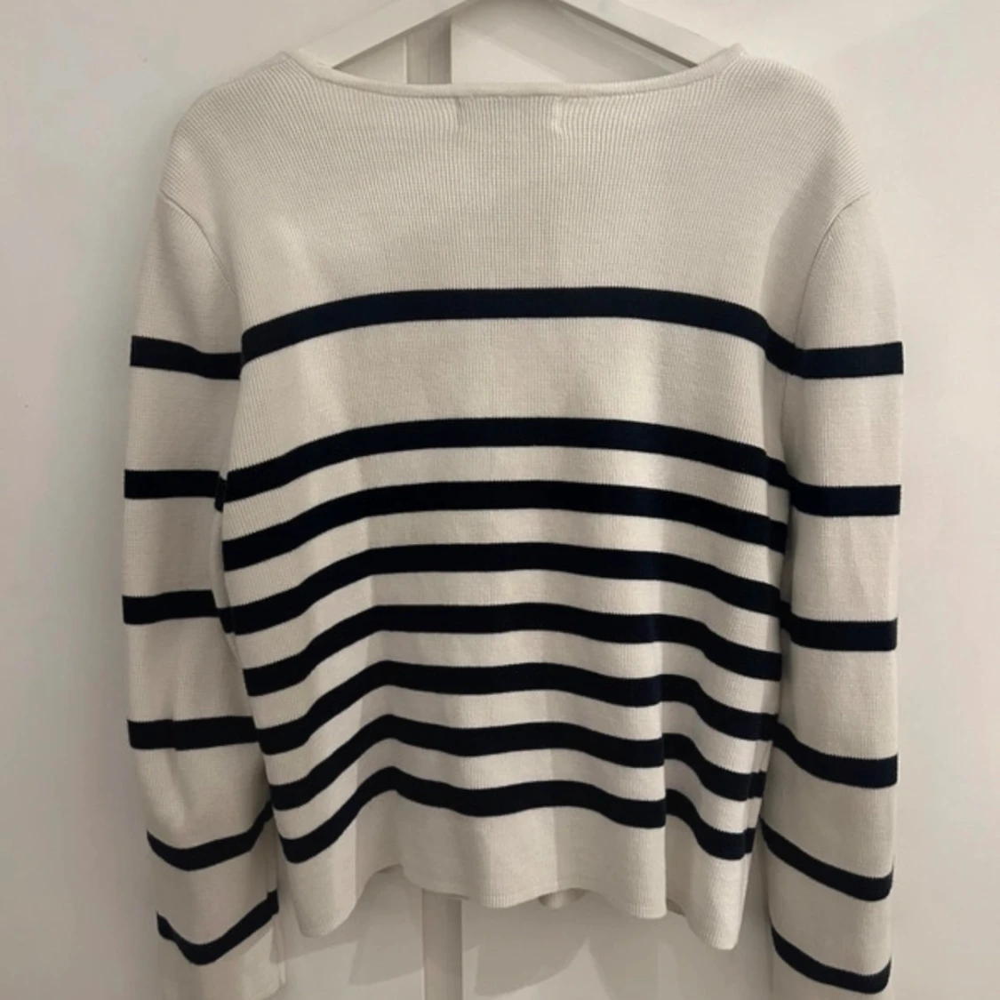 Randig stickad kofta - 91