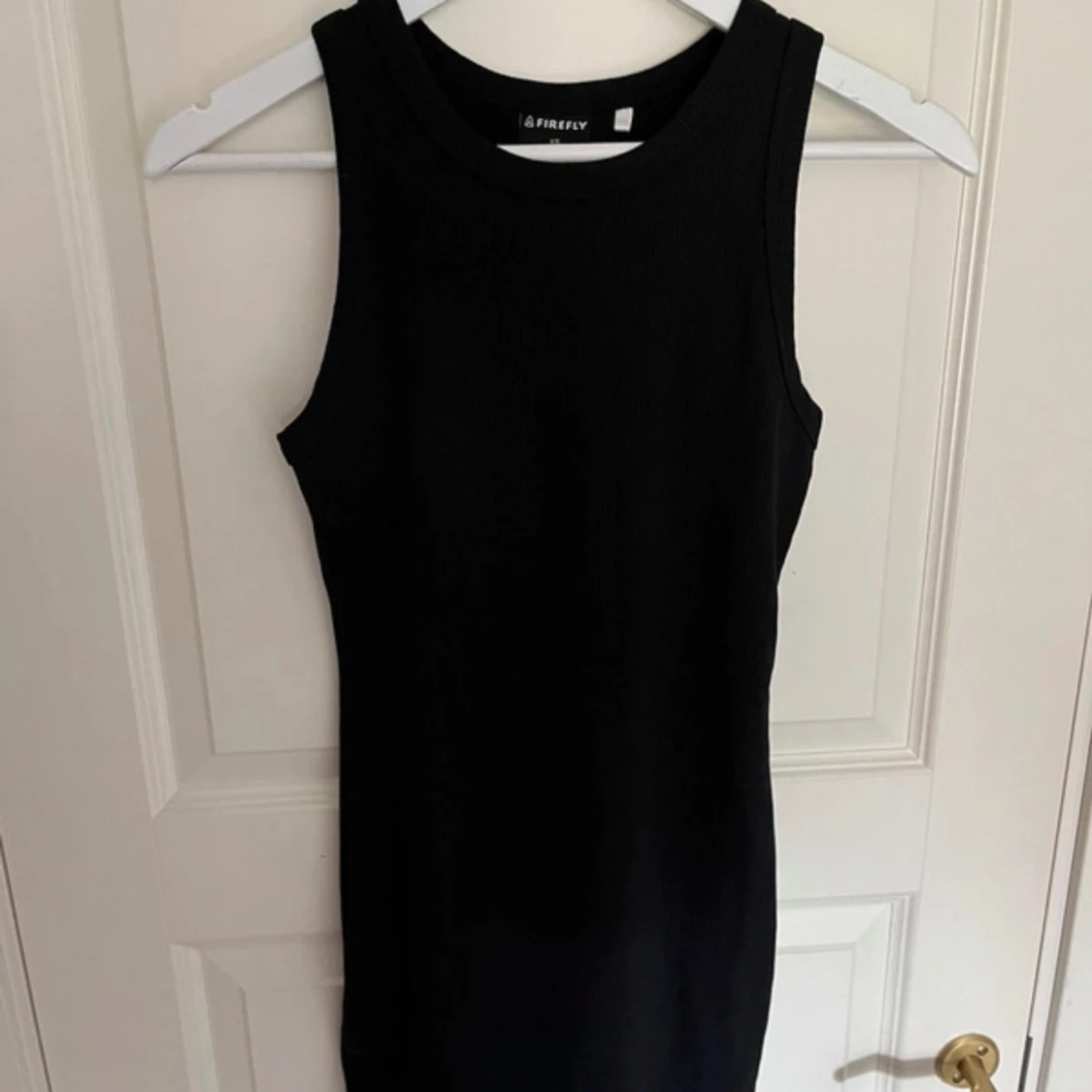 Svart ärmlös klänning från Firefly