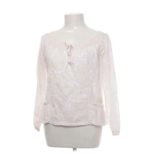 Blus - Så söt blus från Odd Molly, inga defekter🤍