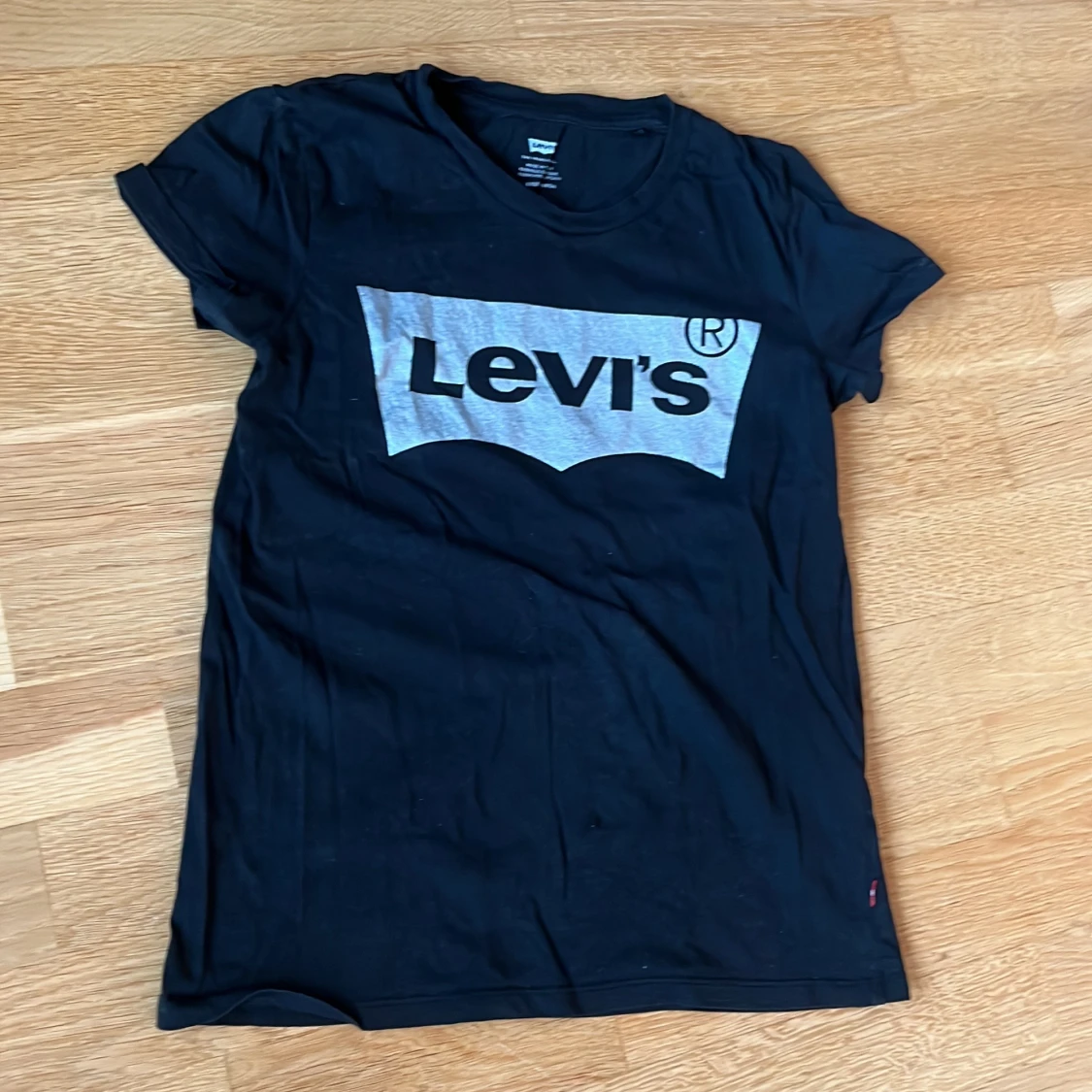 Levi’s t-shirt 