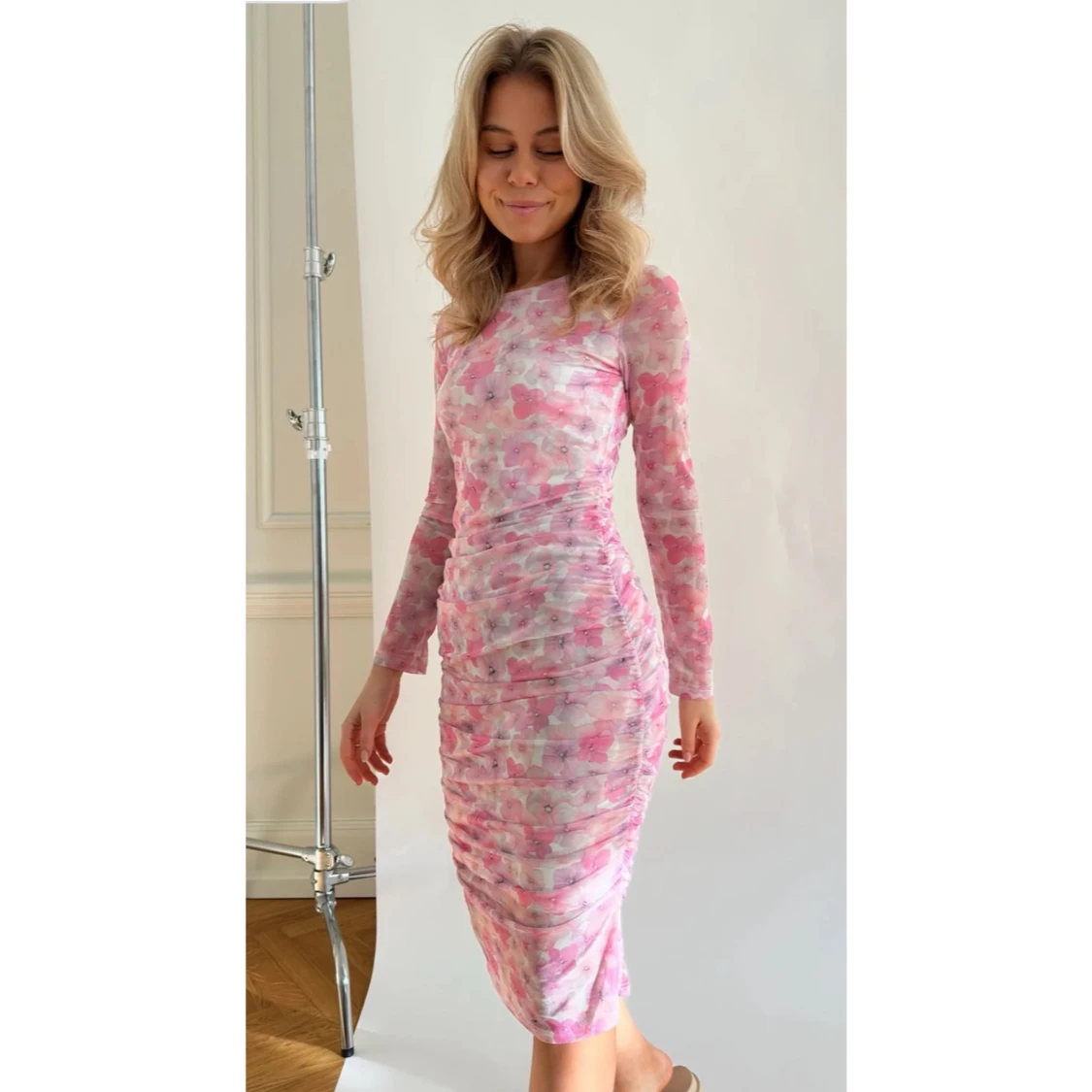 Blommig klänning från by ic - 90