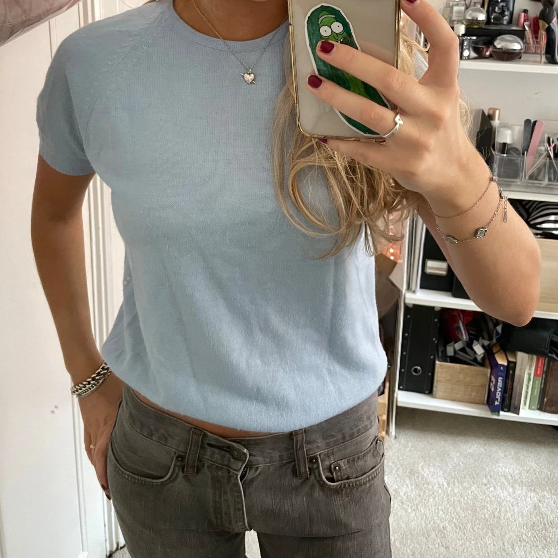 Blå stickad t shirt