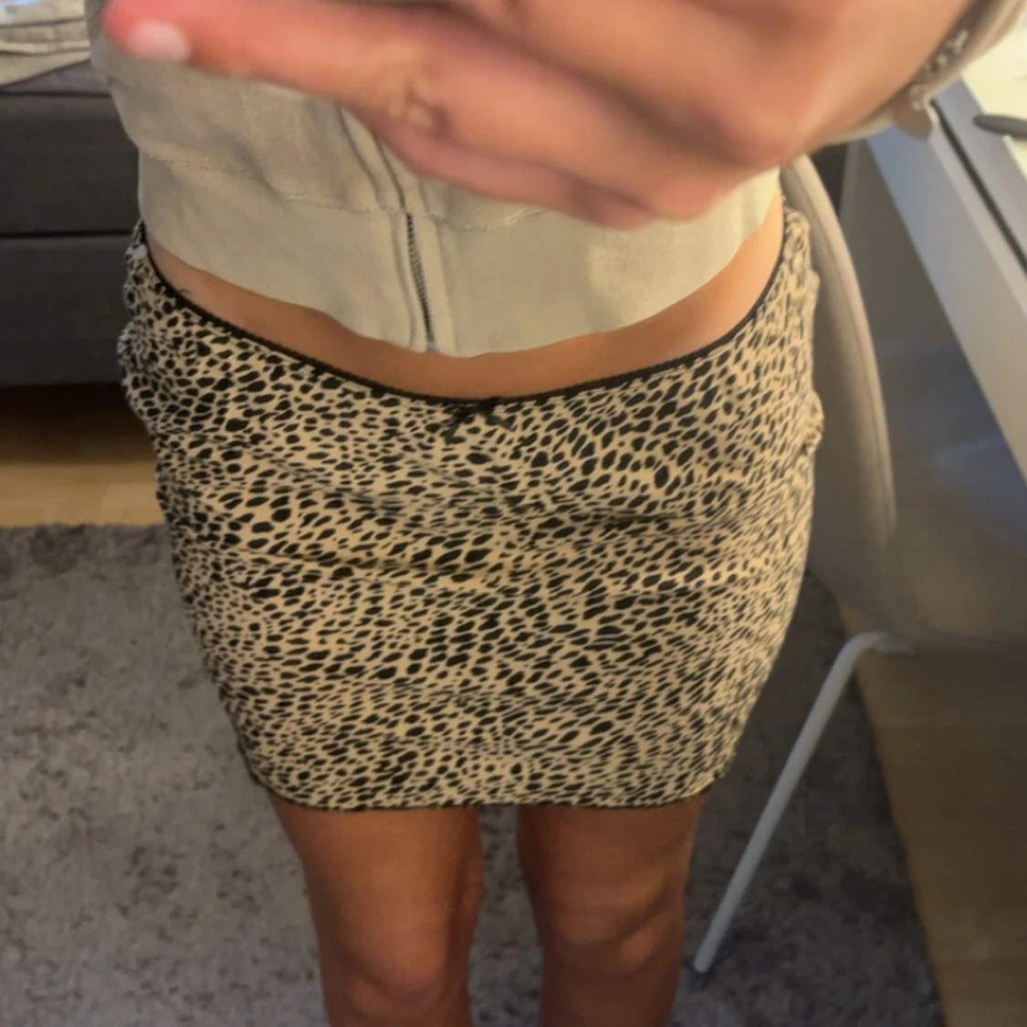 leopard mönstrad kjol